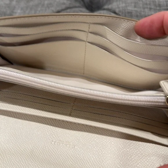 Coach Bag Cream Leather Wallet Gold Chain Crossbody - Picture 14 of 17